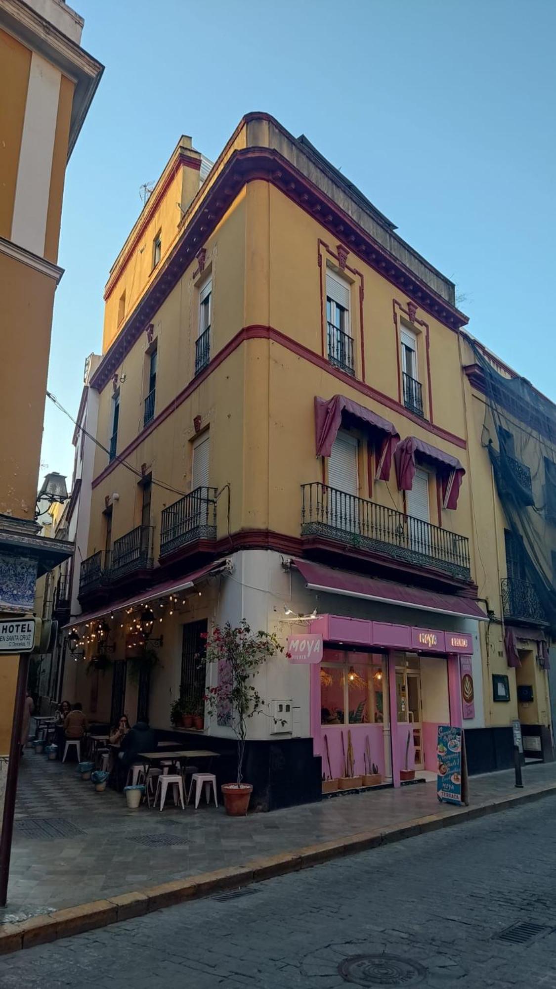 Homeyseville-lovely Duplex At Santa Cruz 10 Pax, Parking Optional Siviglia